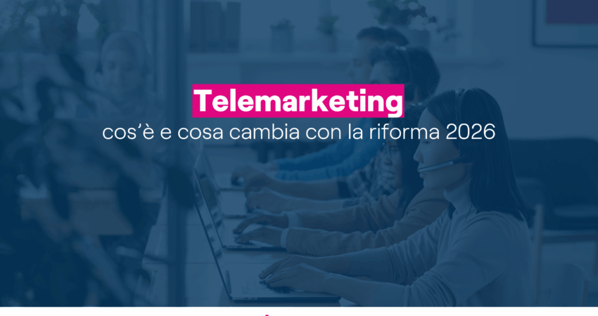 Grafica con operatrice call center in filigrana e titolo dell'articolo
